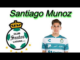 Por su parte, santiago muñoz, originario de texas, estados unidos, llegó a santos en 2018 con tan sólo 15 años y en octubre de 2020 recibió la oportunidad de debutar en el primer equipo de. Santiago Munoz El Tri Color Prospect Player Bio Youtube