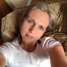 Tara Paulson's Instagram, Twitter & Facebook