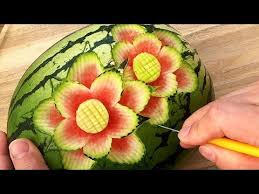 Diy Fruit Art Watermelon Fruitplatters Fruitcarving Watermeloncarving Diyfruit Fruitart Watermelonswan Watermelon Art Fruit Art Watermelon Art Painting