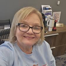 Where is everyone staying at the night before? I need hotel ideas.