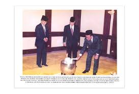 Rangkaian acara penyambutan kenegaraan seri paduka baginda yang dipertuan agong xvi, 27 agustus 2019. Lapan Fakta Mengenai Pengundian Yang Di Pertuan Agong Astro Awani