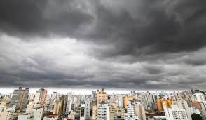 Ciclone Extratropical Atinge Campinas: Chuva Forte, Raios e Ventos de 80km/h!