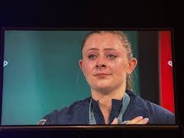 Mandy Folkerts's Instagram, Twitter & Facebook