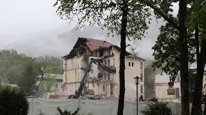 bad reichenhall parkhotel luisenbad wird derzeit abgerissen ein eindruck von den arbeiten bad reichenhall