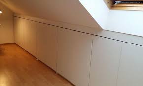 Dachschragen Platz Optimal Ausnutzen So Geht S Einbauschrank Dachschragenschrank Einbauschrank Dachschrage