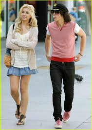 Manchester united, manchester city, chelsea 'miss harry kane transfer deadline' by ben knapton, senior reporter | 1mo. Joe Jonas Dating Chelsea Staub Photo 1033711 Chelsea Kane Chelsea Staub Joe Jonas Jonas Brothers Pictures Just Jared