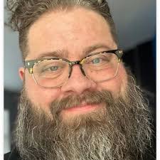 Kenneth Dilbeck's Instagram, Twitter & Facebook