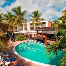 Bolongo Bay Beach Resort This St Thomas Resort Lies On 1000 Feet Of Private Beach On The Caribbean Sea It Features A Famous Snorke Beach Resorts Resort Hotel
