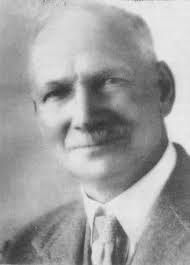 Historical review of New Zealand foraminiferal studies