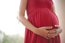 Se spune ca varsta este doar un numar daca va iubiti. O FatÄ MinorÄ InsÄrcinatÄ In VarstÄ De 14 Ani A NÄscut La Unitatea Primiri UrgenÅ£e BuzÄu