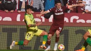 Defensa y justicia se consagró campeón de la #conmebol #sudamericana 2020 tras vencer 3 a 0 a lanús en la final única llevada a cabo en la ciudad de córdoba. Lanus No Supo Sostener La Ventaja Y Defensa Logro El Empate Sobre El Final Infobae