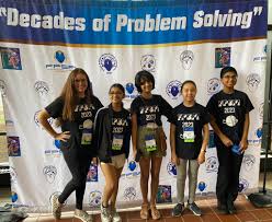 R. McLelland-Crawley 🌻