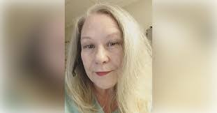 Terri Sue's Instagram, Twitter & Facebook