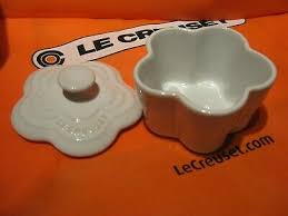 Not available in le creuset outlet stores. Le Creuset Petite 7 Oz Petite Flower Shaped Casserole White Mini Cocotte 630870252737 Ebay