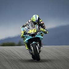 Последние твиты от valentino rossi (@valeyellow46). Valentino Rossi Trotz Crash Dieses Motogp Rennen War Besser