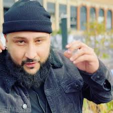 It's a couple things time really reveals. Like, who is just playing and who  is really for real. Independent grind wit my day 1’s ain’t no realer  feeling than this. @rollingloud x @dynarecords_ 🤎🔐🗽🕊