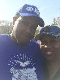 Repost @mikelherzog_jr with @let.repost • • • • • • ¿Color o ⚪️⚫️? 🤷🏻‍♂️  📸: @_frnphto