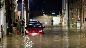 This mega flood was the result of two rivers flooding simultaneously, the yangtze and the huai. Belgium Hit With Renewed Flooding Amid Heavy Rain News Dw 25 07 2021