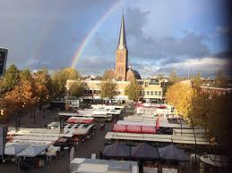 Treinstation hengelo (centraal) ligt vlak aan de binnenstad, voor de voorzieningen op het station klik hier. Markt Hengelo Home Facebook