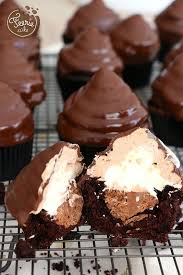 Cupcakes Feuillantine Et Mousses Au Chocolat Feerie Cake Recette Cupcake Mousse Au Chocolat Gateaux Et Desserts