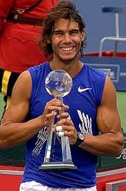 Надаль п'ять разів завершував рік першою ракеткою світу (2008, 2010, 2013, 2017, 2019). Nadal Rafael Vikipediya