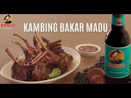 Lanjutkan bakar sampai satenya matang ya. Kambing Bakar Madu Bango