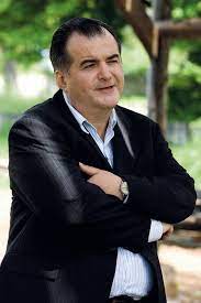 Florin călinescu is a romanian actor, theatre director and television host. Bzi Cine Este Iubirea SecretÄƒ A Lui Florin CÄƒlinescu Facebook