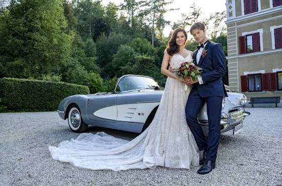 Sturm der Liebe“: Traumhochzeit und Staffelstart mit Léa Wegmann und  Florian Frowein | Bavaria Film GmbH