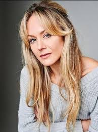 Thea Knight's Instagram, Twitter & Facebook