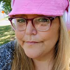 Where to donate women's clothing in Willard or Springfield?