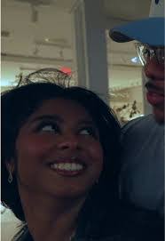 Amanda Winn's Instagram, Twitter & Facebook