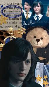 Michael corner wallpaper