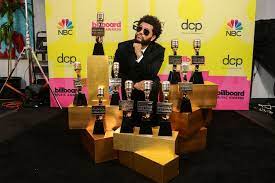 Tims rewards members get one free dark roast coffee between 6. Billboard Music Awards Drake S Son Joins Him To Accept Artist Of The Decade Bbc News