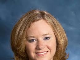 Sarah Hansen's Instagram, Twitter & Facebook