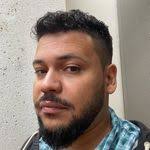 Derrick Triplett's Instagram, Twitter & Facebook