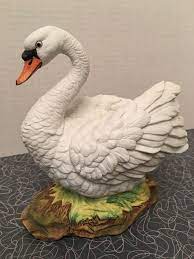Andrea By Sadek Bird Figurine Sitting Mute Swan W Wings Down 9617 Perfect Ebay Bird Animal Figurines Animals