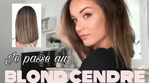 Les cheveux chatain sont une option très jolie pour celles qui aiment les nuances naturelles. Je Passe Au Blond Cendre Routine Produits Et Entretien Gabrielle Josephine Youtube