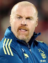 Salomon Rondon chased down the referee straight after breaking McCarthy's  leg