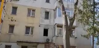„poliţiştii constănţeni au fost sesizaţi, prin apel 112, cu privire la faptul că la un bancomat din incinta unei societăţi comerciale din localitatea lumina, judeţul constanţa, a avut loc o explozie, transmite ipj constanţa. Explozie UrmatÄƒ De Incendiu Intr Un Apartament Din ConstanÅ£a DouÄƒ Persoane Au Avut Nevoie De Ingrijiri Medicale