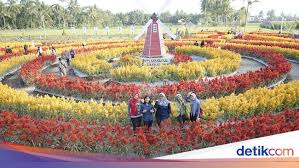 Gambar daun yang sederhana akan menjadi artistik jika digambar dengan baik. Bukan Di Belanda Ini Taman Bunga Ramadhanu Magelang