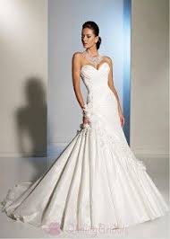 Bridal Jewelry For Sweetheart Neckline Elegant Taffeta Princess Strapless Sweetheart Neckline Wedding Wedding Dress Necklines Bridal Dresses Wedding Dresses