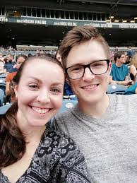 Lauren Grange's Instagram, Twitter & Facebook