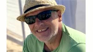 Olgiate, addio al "Barone Rosso" Mimmo Dell'Aquila. A Busto la sua storica  pizzeria MALPENSA24