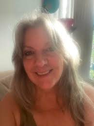 Introduction of a retired artist and breast cancer survivor in Quebec,  Canada