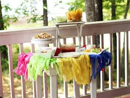 This post is packed full of tips and tricks to throw an absolutely amazing taco themed graduation party. Simple Taco Bar Toppings Ideas Printable List Perfect For Any Party