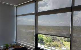 Cam filmci olarak sizlere i̇çeriyi göstermeyen cam filmi sunmaktayiz bizlere camfilmci.com adresinden 7/24 ulaşabilirsinz. Seffaf Transparan Delikli Disariyi Gosteren Iceriyi Gostermeyen Sun Screen Perdeler