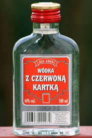 Śledzimy ważne wydarzenia w gdyni i wlepiamy czerwoną kartkę za zaniżanie standardów. Z Czerwona Kartka Spirits