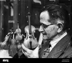 Violin and cello Black and White Stock Photos & Images