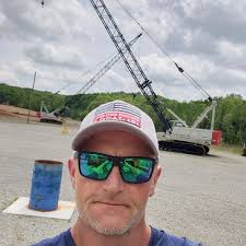 Joseph Michael "Joe" Lee Joseph Michael Lee, passed away October 26, 2024,  following a motorcycle accident at the age of 33. Joe is survived by his  mother: Michelle (Jim) Lee; father: Steven