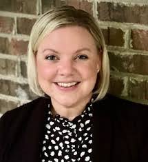 Kendra Hutcherson's Instagram, Twitter & Facebook